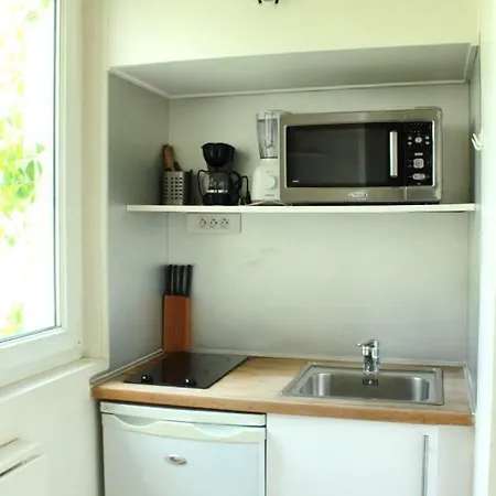 Nicole Shelter Apartamento