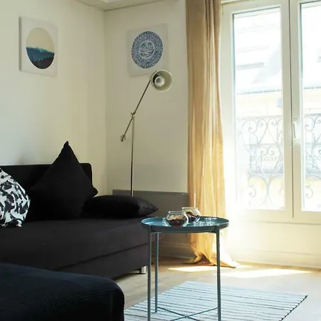 Nicole Shelter Apartamento Paris